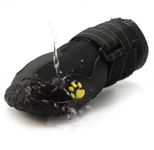 Zapatos para Perros Resistentes al Agua – Protección total para exteriores, nieve y montaña