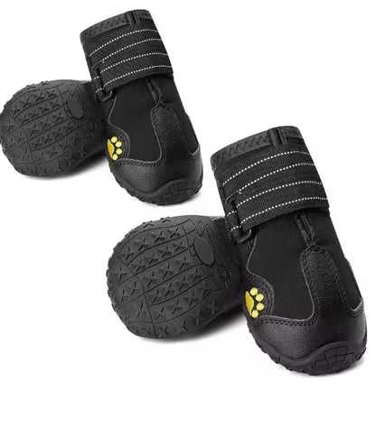 Zapatos para Perros Resistentes al Agua – Protección total para exteriores, nieve y montaña